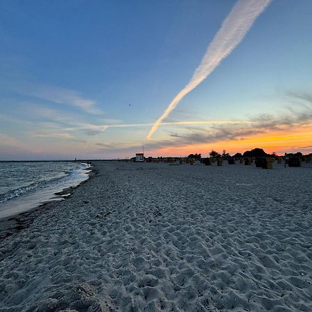 Quartier Suedstrand - Ferienwohnung Mit Meerblick Fehmarn Exteriör bild