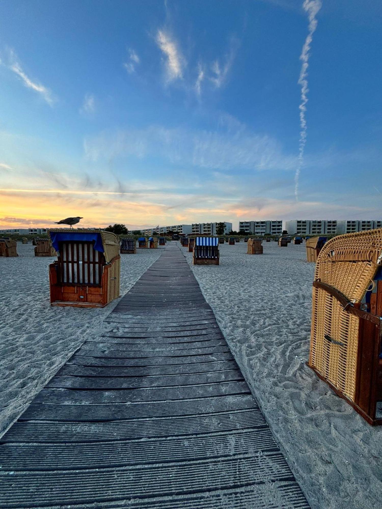 Quartier Suedstrand - Ferienwohnung Mit Meerblick Fehmarn Exteriör bild