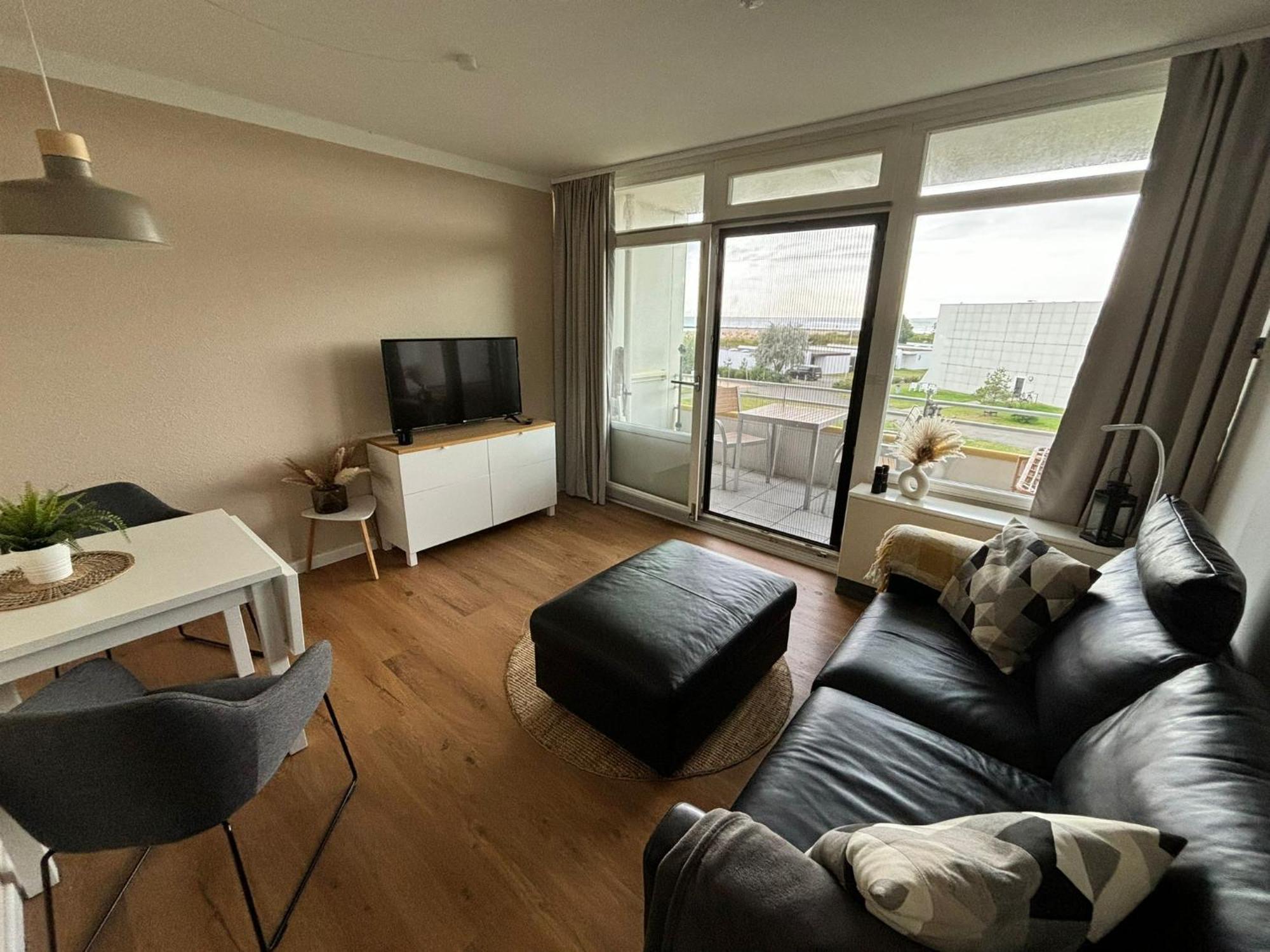 Quartier Suedstrand - Ferienwohnung Mit Meerblick Fehmarn Exteriör bild
